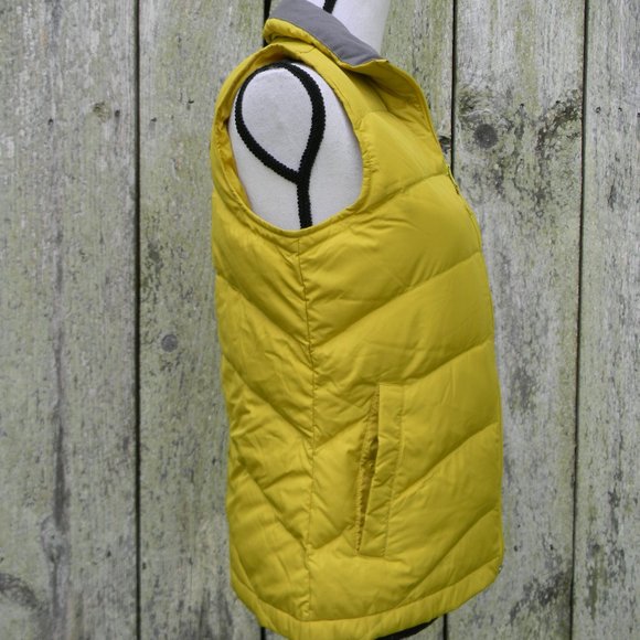 LANDS' END WM'S YELLOW DOWN ZIP FRONT QUILTED PUFFER VEST SZ XS 2-4 - Picture 3 of 4
